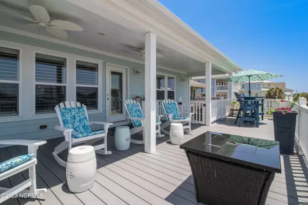 Oak Island, NC 28465,114 W Dolphin Drive