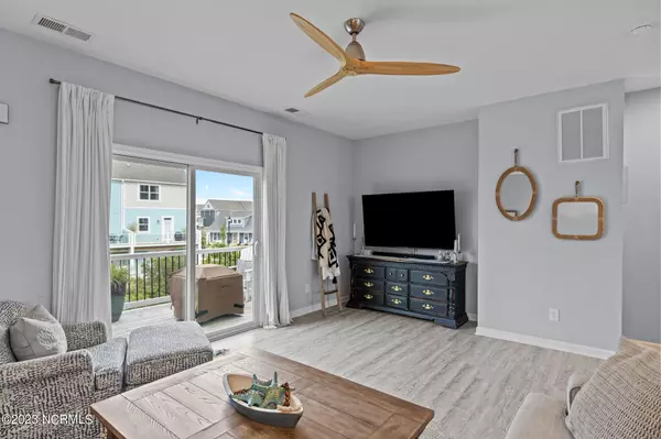 Beaufort, NC 28516,210 Gray Duck DR