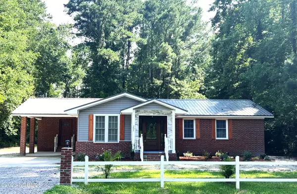 207 Ambrose RD, Creswell, NC 27928