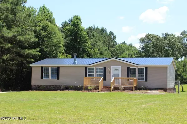 361 Fowler Manning RD, Richlands, NC 28574