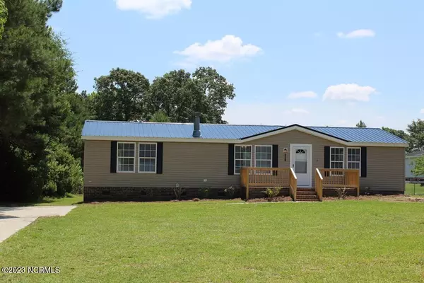 Richlands, NC 28574,361 Fowler Manning RD