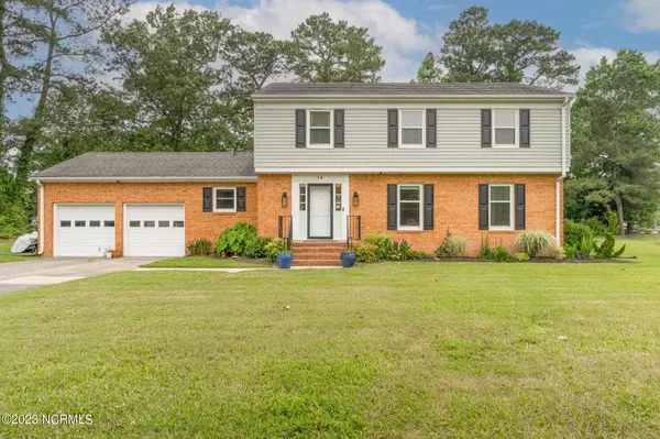 14 Tanglewood Drive, Elizabeth City, NC 27909