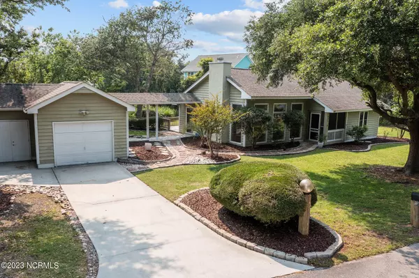 201 Windjammer E, Emerald Isle, NC 28594