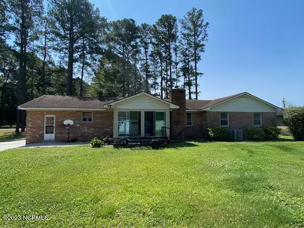 Elizabeth City, NC 27909,204 Culpepper Lane