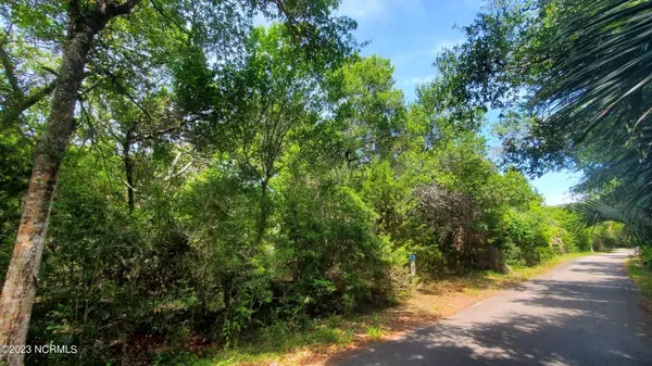 Bald Head Island, NC 28461,610 Currituck Way