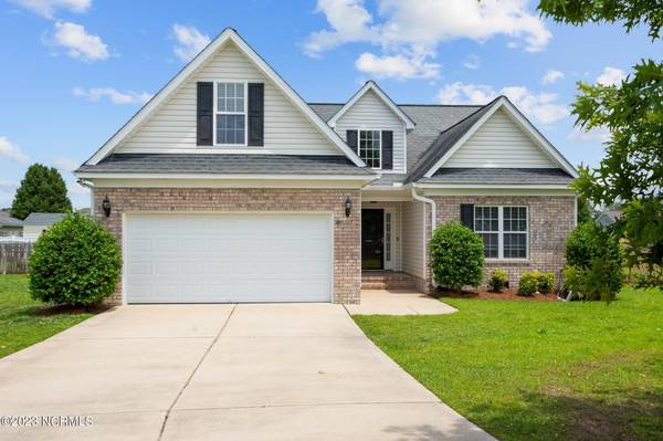 309 Quinn Court,  Winterville,  NC 28590