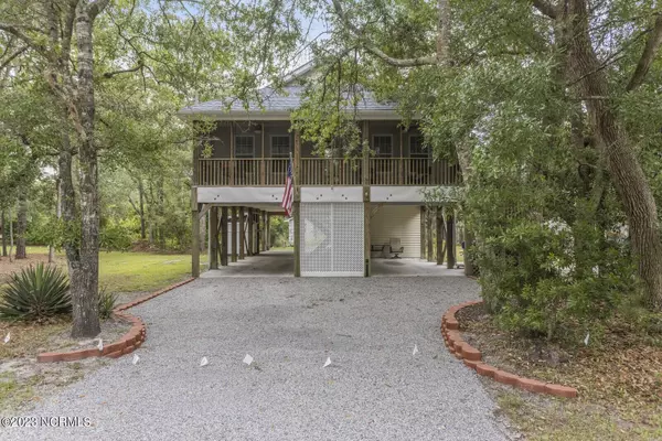 156 NW 9th Street, Oak Island, NC 28465