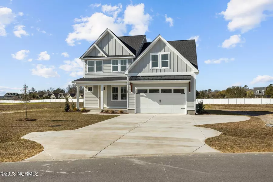 306 Coastline CIR, Cedar Point, NC 28584