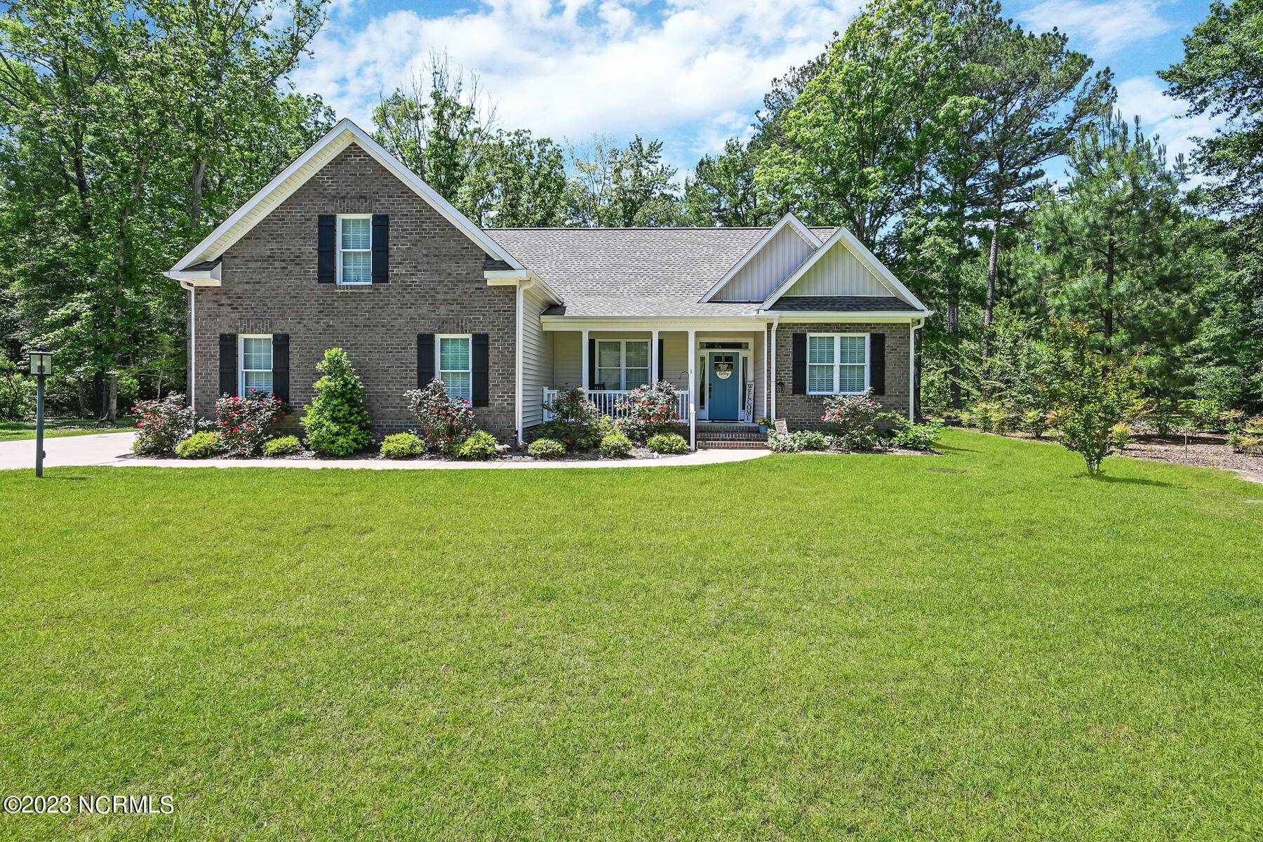 106 Saint Johns CT, Chocowinity, NC 27817