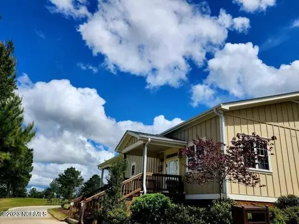 Snow Hill, NC 28580,77 Sunflower CT