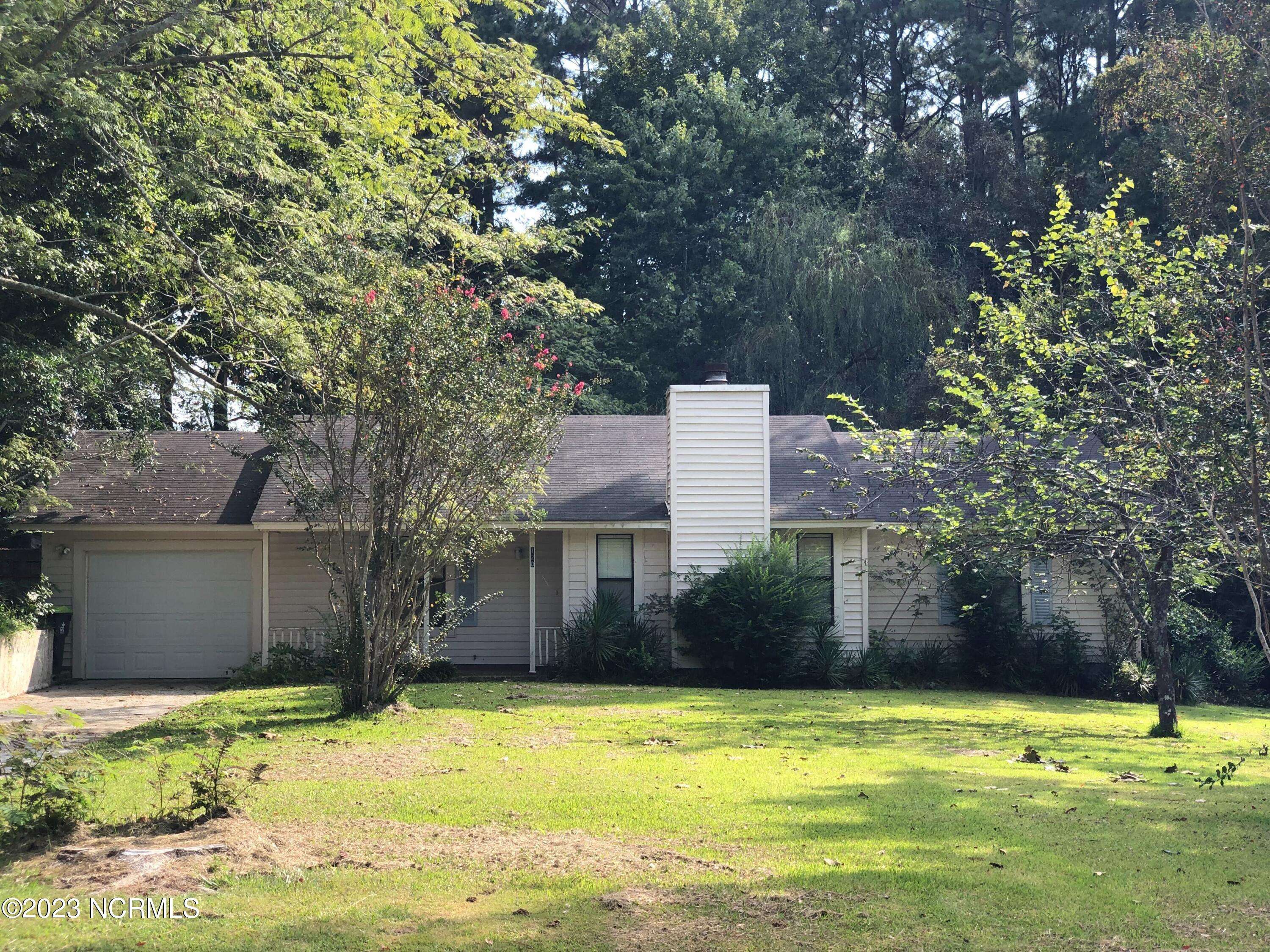 120 Mike Loop RD, Jacksonville, NC 28546