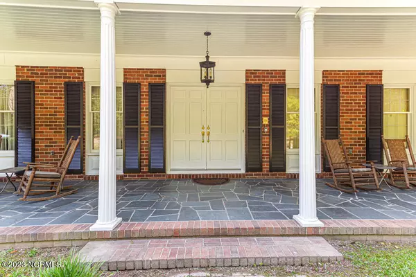 Candor, NC 27229,544 Cole RD