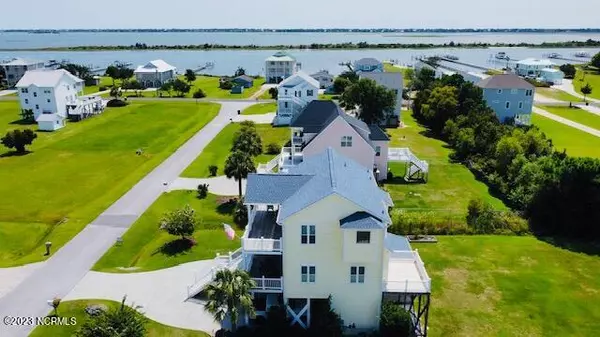 Newport, NC 28570,405 M & J Court