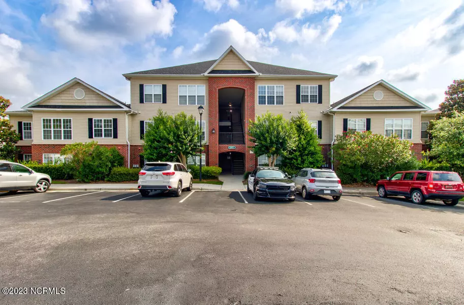 2801 Bloomfield LN #Unit 207, Wilmington, NC 28412