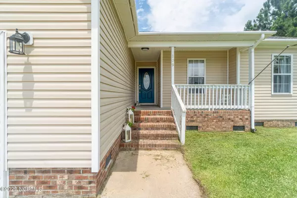 Elizabeth City, NC 27909,109 Seagull DR