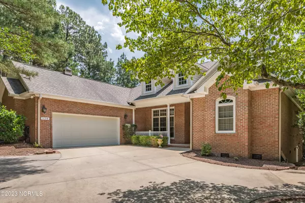 128 Belmont Court, Southern Pines, NC 28387