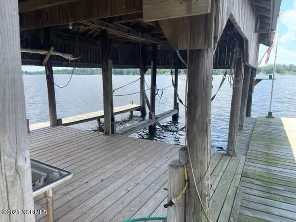 Bath, NC 27808,32 S Teachs Point RD