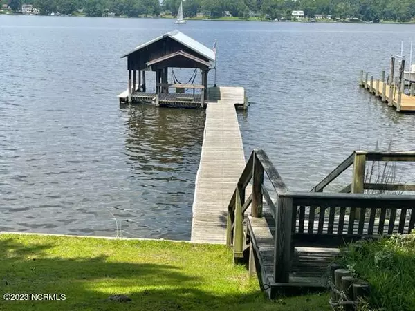 Bath, NC 27808,32 S Teachs Point RD