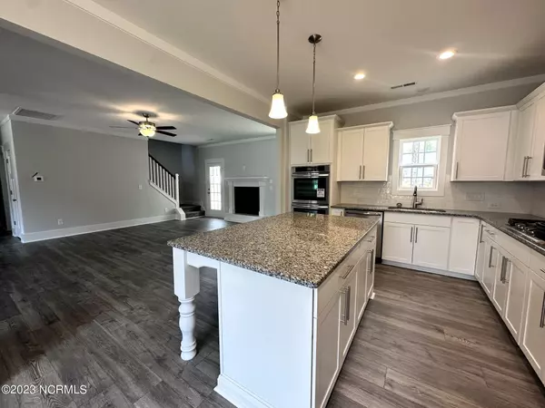 Aberdeen, NC 28315,757 Winds WAY
