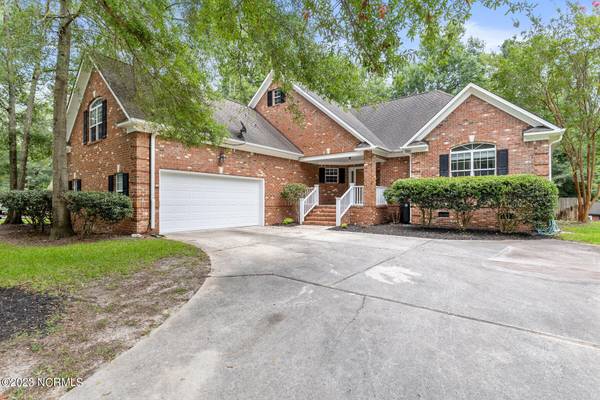 4205 Cape Landing RD, Castle Hayne, NC 28429