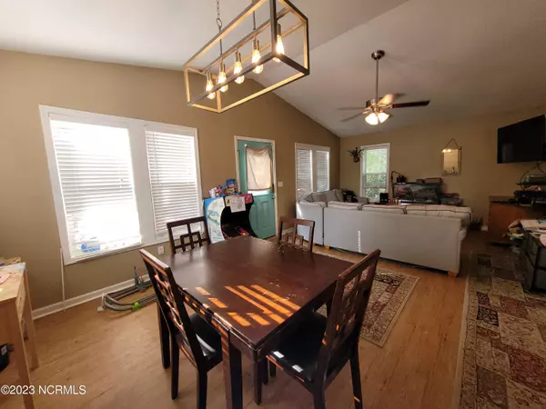 Kill Devil Hills, NC 27948,110 Sea Gull CT