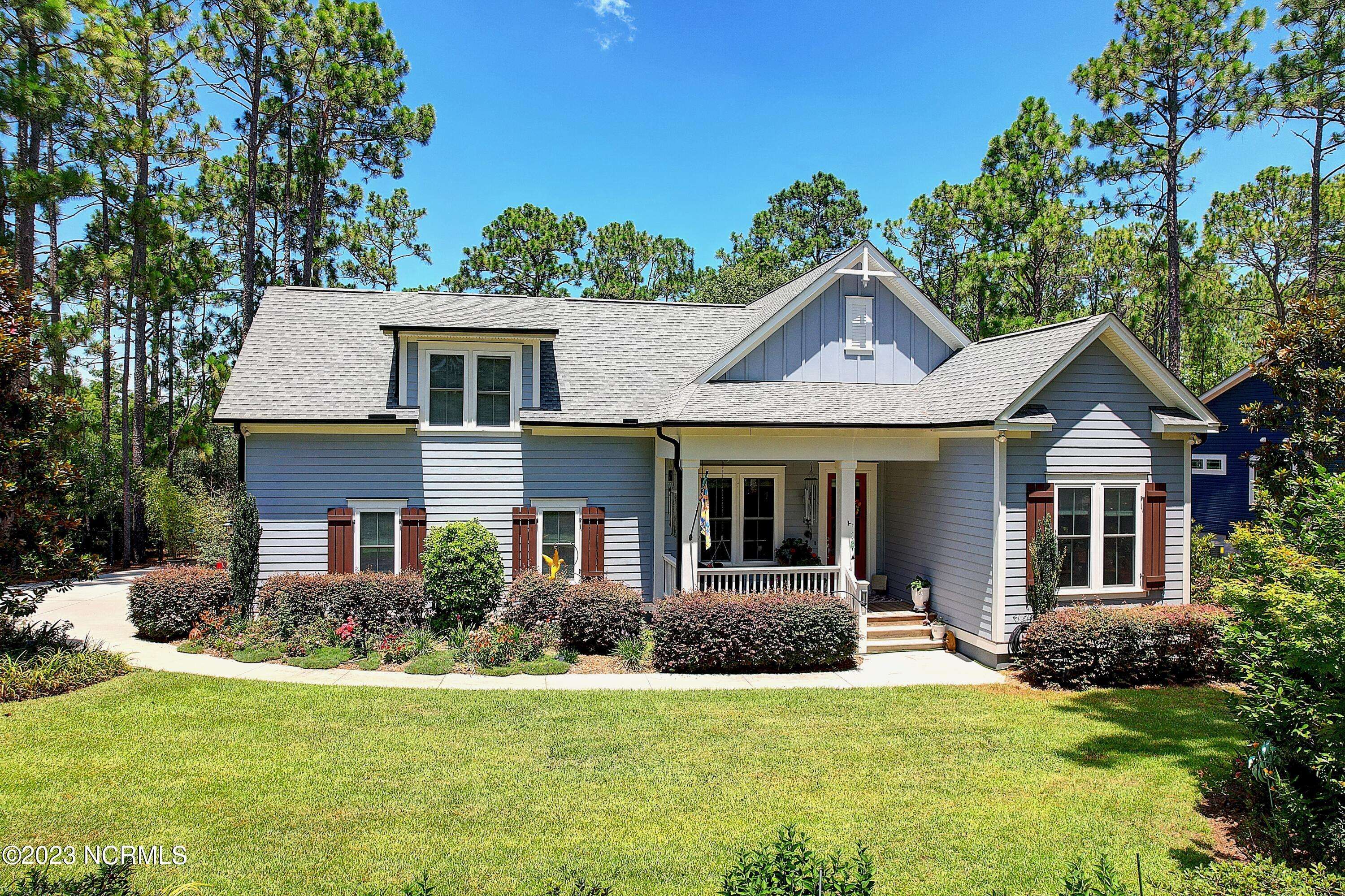 Southport, NC 28461,901 S Shore DR