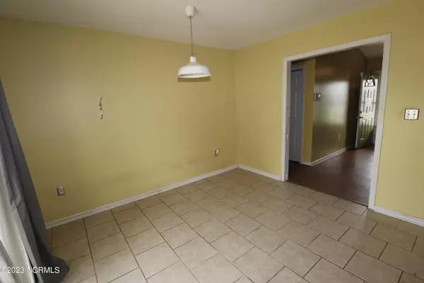 Richlands, NC 28574,223 Gregory Fork RD