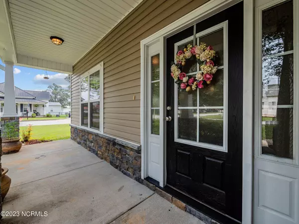 Richlands, NC 28574,100 S Onslow ST