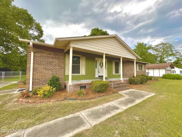 Kinston, NC 28504,2468 Irvin DR