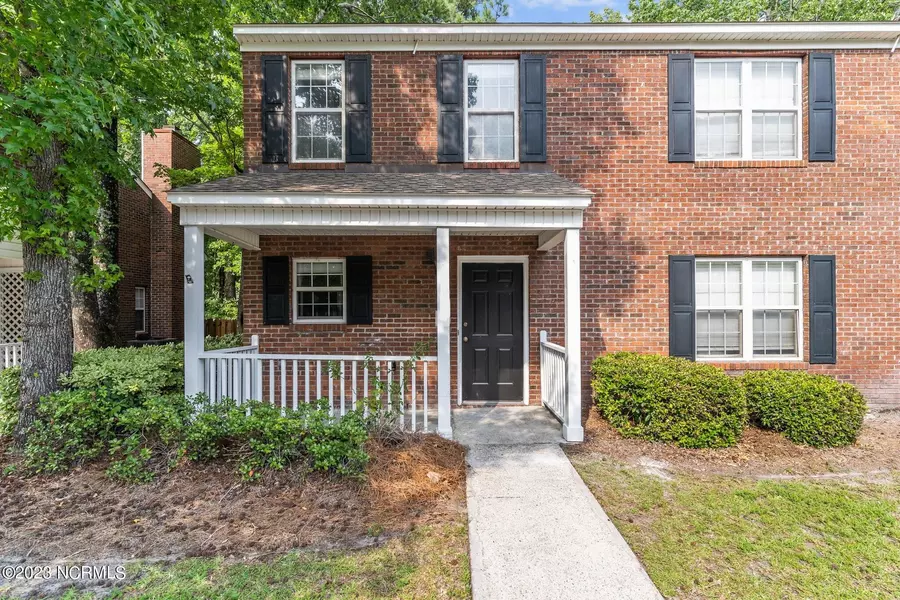 5104 Lamppost CIR, Wilmington, NC 28403