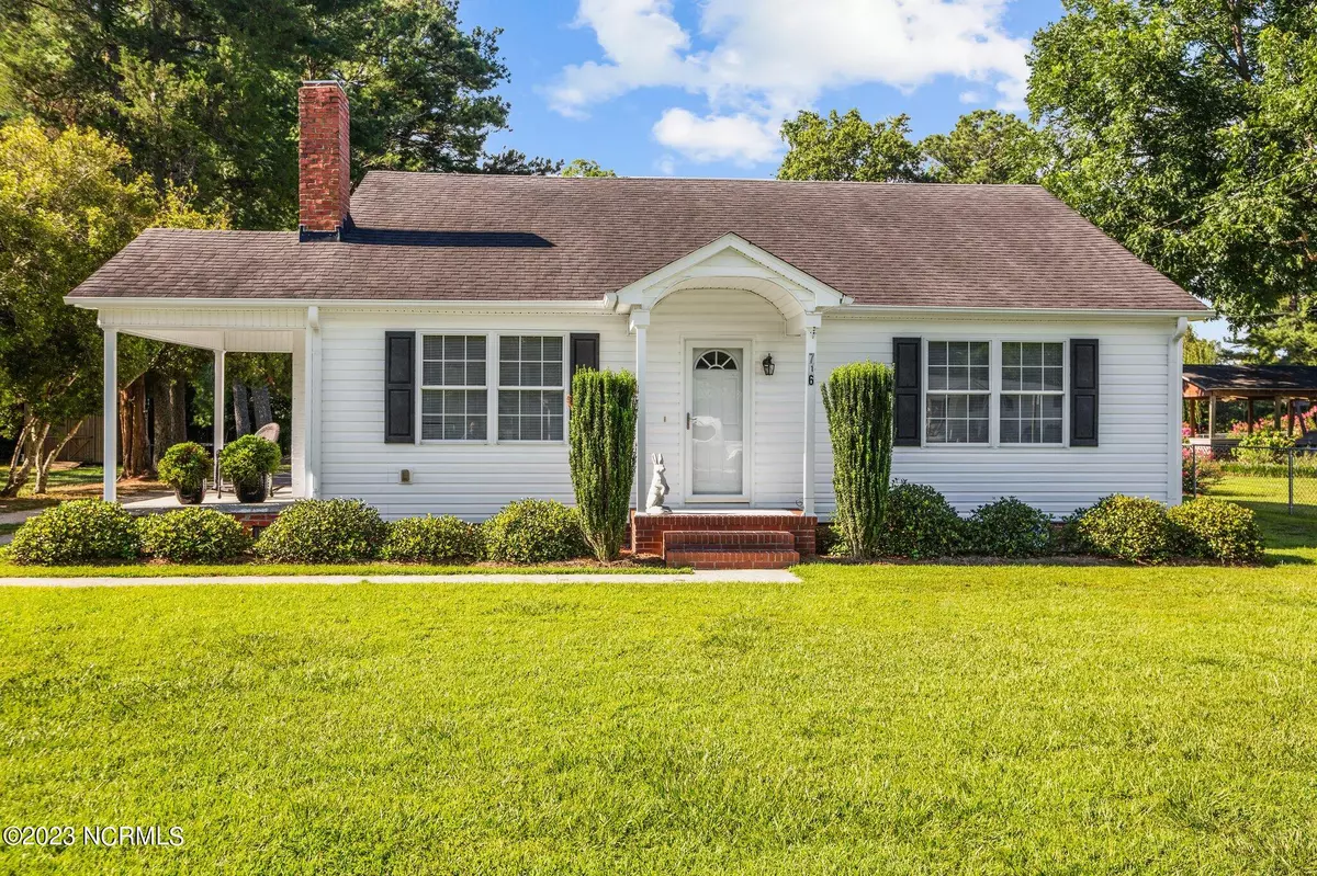 Grifton, NC 28530,716 Queen ST