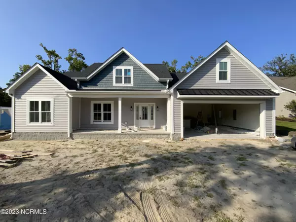 5359 Glennfield Circle SE, Southport, NC 28461