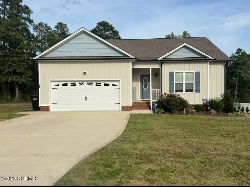 19 Kandypoo DR, Four Oaks, NC 27524