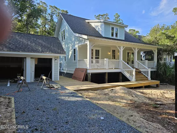 16 Fort Holmes Trail, Bald Head Island, NC 28461