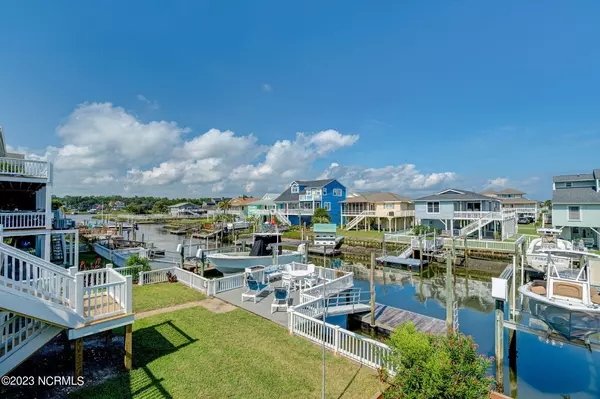 Holden Beach, NC 28462,136 Starfish Drive