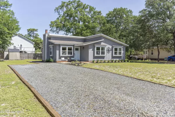 Oak Island, NC 28465,118 NW 25th Street