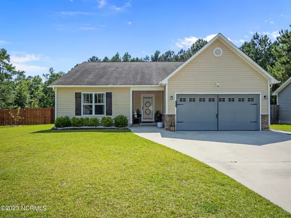 204 Demetrius CT,  Hubert,  NC 28539