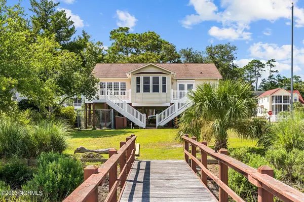 Oak Island, NC 28465,3902 E Yacht DR