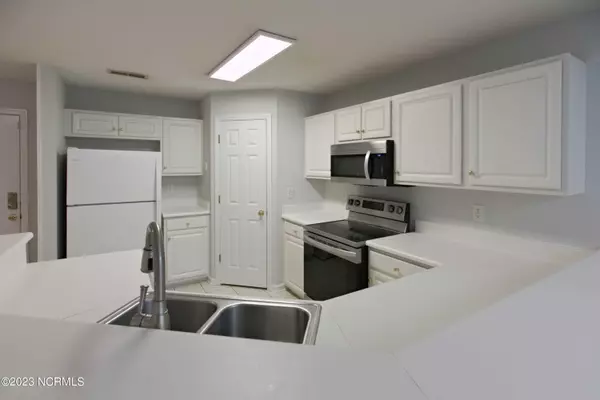 Wilmington, NC 28405,5006 Hunters TRL #6