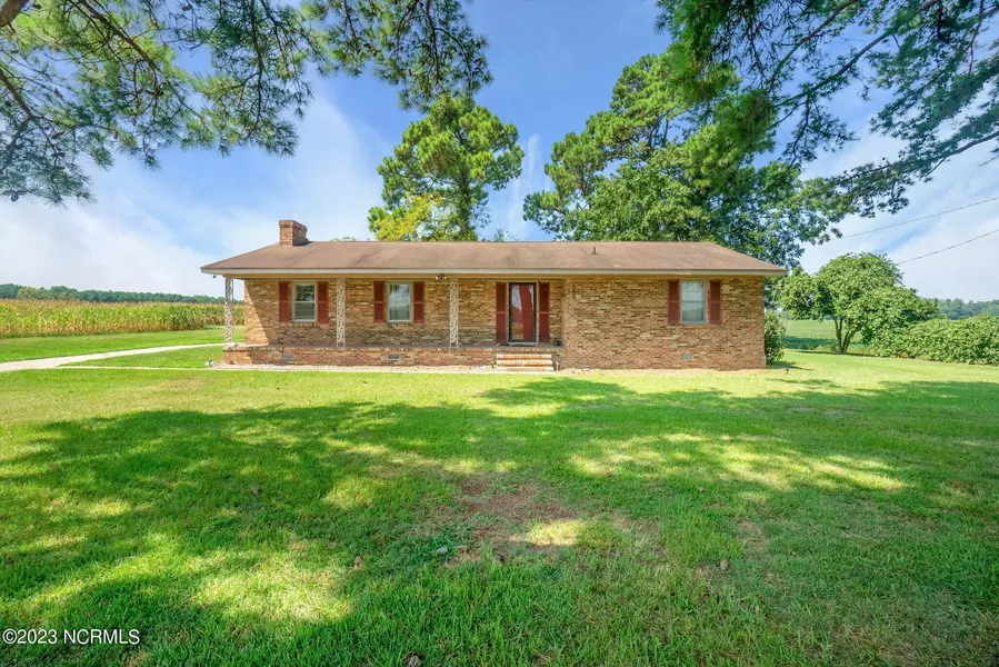 325 Cross RD, Roper, NC 27970