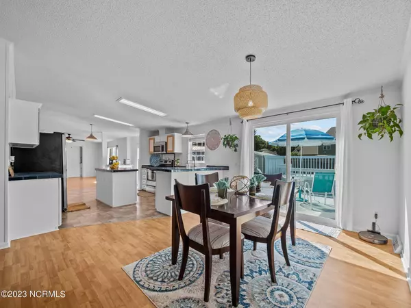 Sneads Ferry, NC 28460,212 Cedar Hollow CT
