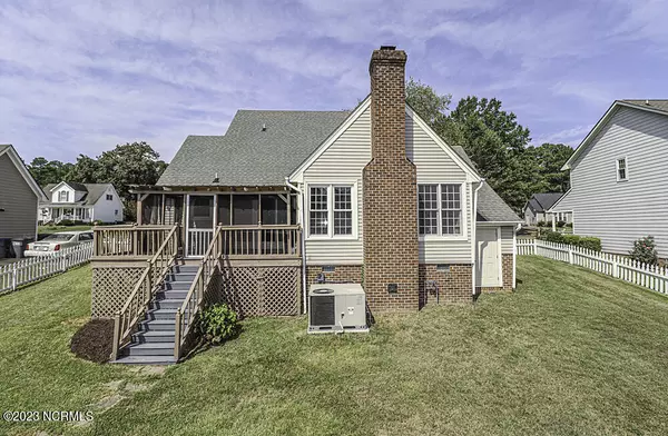 Rocky Mount, NC 27804,1813 Sparrow Hawk LN