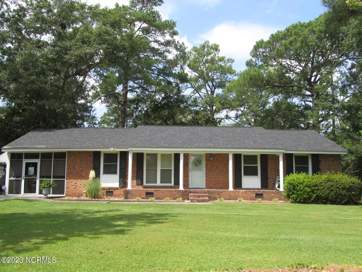 Morehead City, NC 28557,607 Robin Road