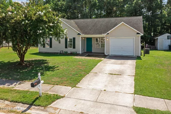 Burgaw, NC 28425,115 Tealbriar Street