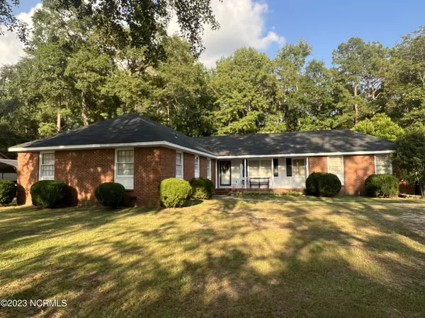 12261 Cypress Drive, Laurinburg, NC 28352