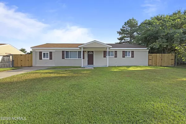 410 Myna Drive, Jacksonville, NC 28540