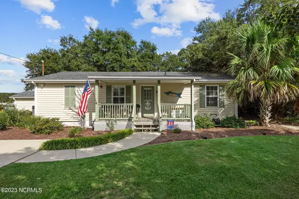 218 Sea Gate Drive, Newport, NC 28570