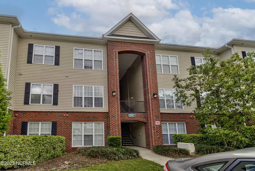 2820 Bloomfield LN #Unit 207, Wilmington, NC 28412