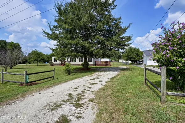 Richlands, NC 28574,272 Gregory Fork Road