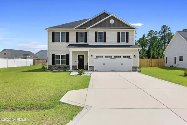 51 W Broughton Lane, Rocky Point, NC 28457